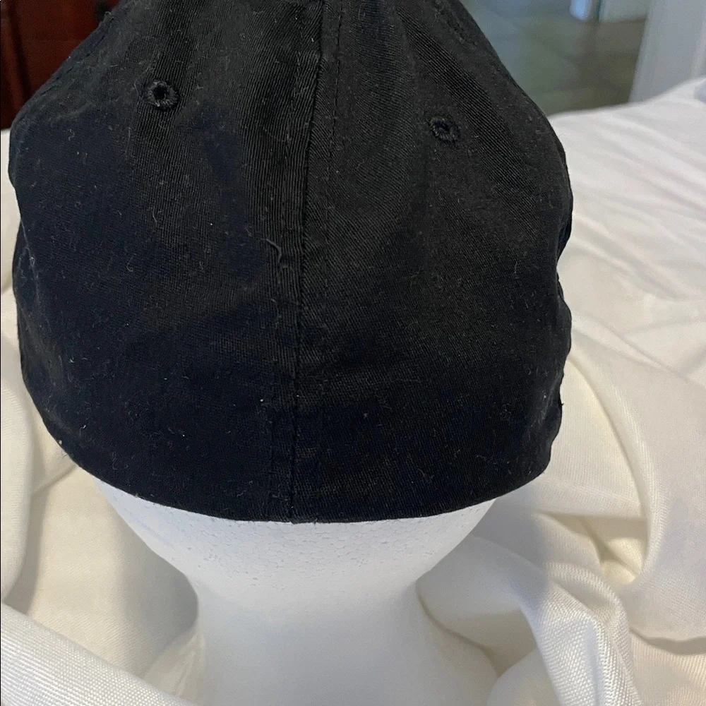 UFC Black Cap